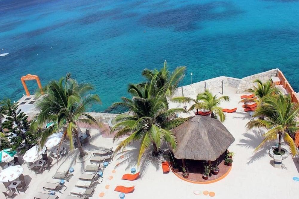 Hotel Barracuda Cozumel Exterior photo
