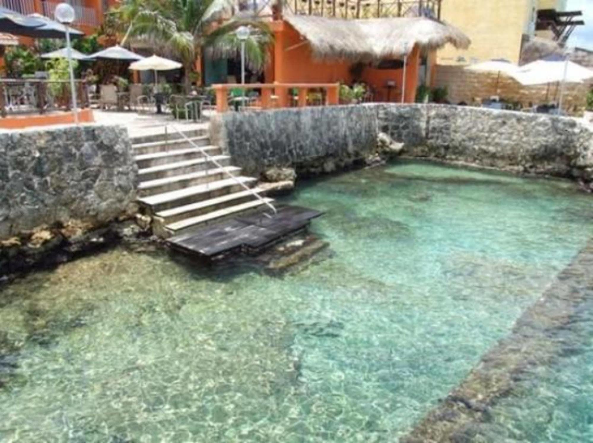 Hotel Barracuda Cozumel Facilities photo